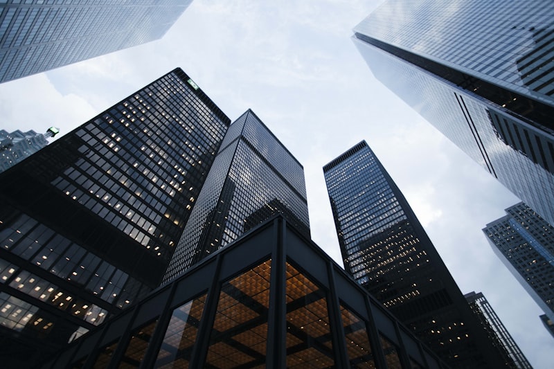 Commercial real estate building